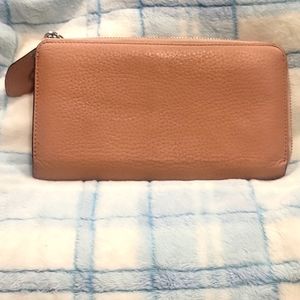 Louis Vuitton Zippy Wallet